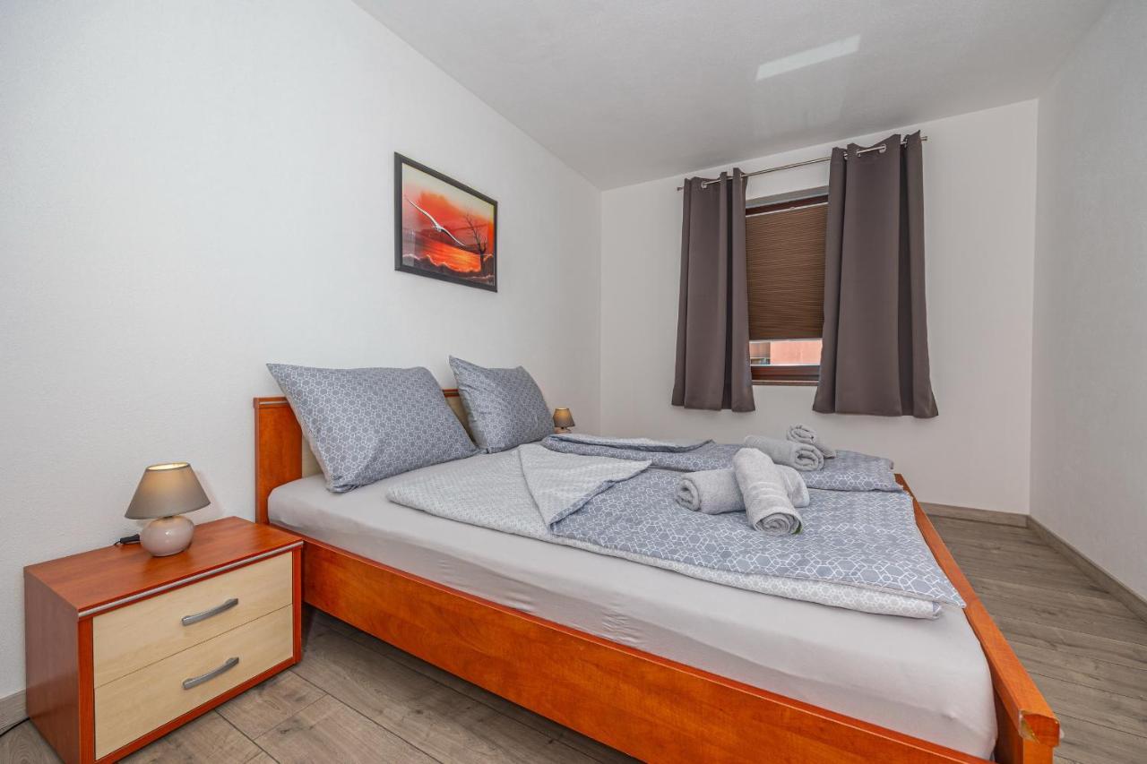 Apartments Lacic 2 Crikvenica Kültér fotó