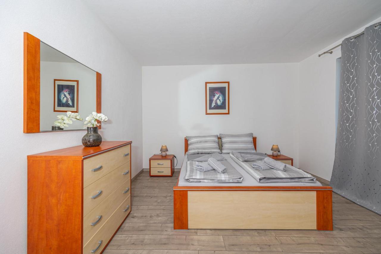 Apartments Lacic 2 Crikvenica Kültér fotó