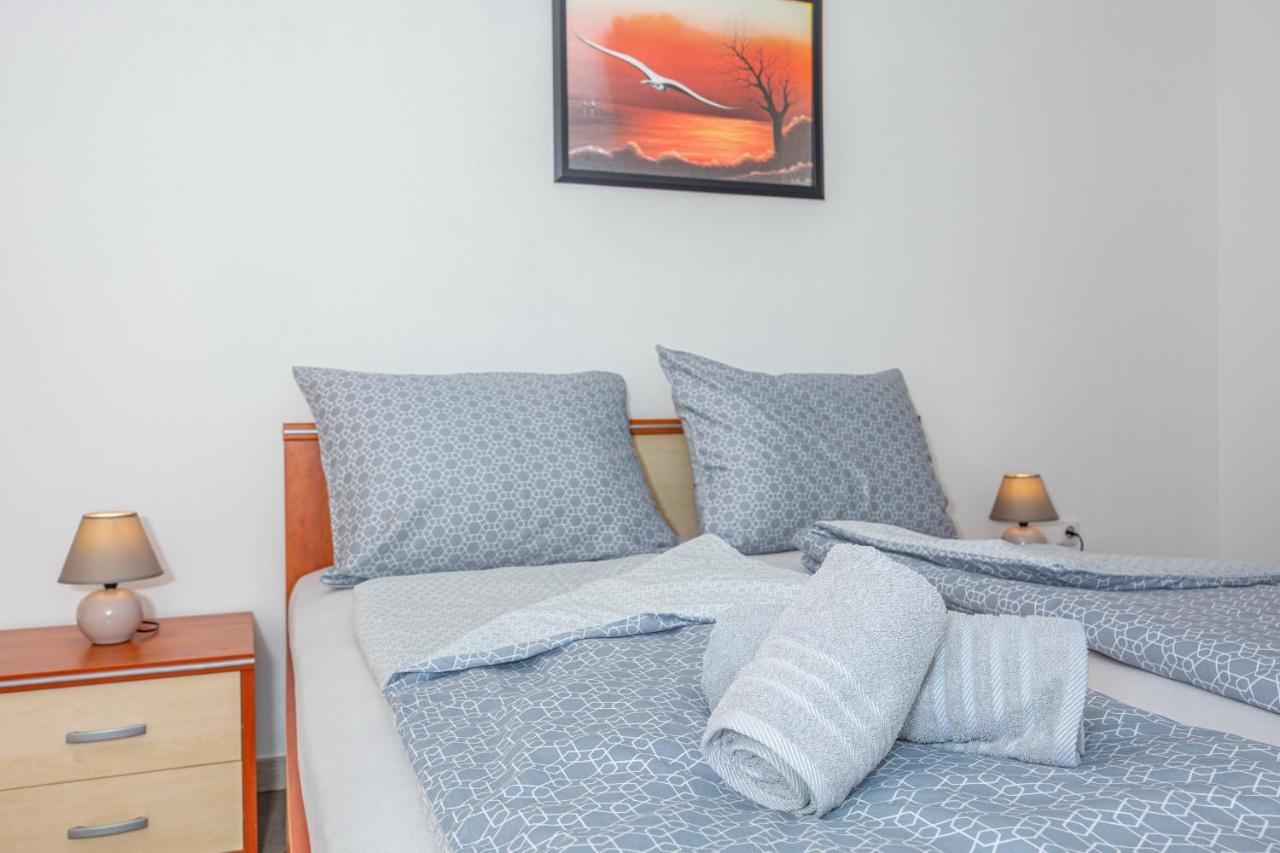 Apartments Lacic 2 Crikvenica Kültér fotó